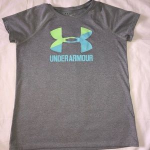 Under Armour loose-fitted shirt